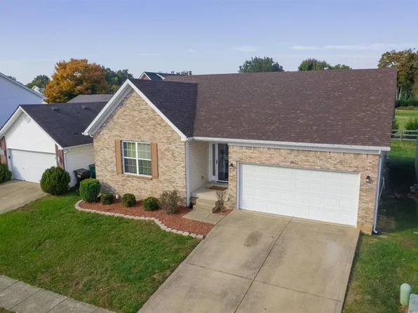 5329 Grandel Meadow Ct, Louisville, KY 40258