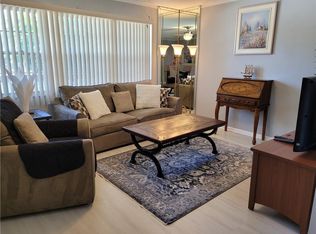 4302 Martinique Cir APT J2, Pompano Beach, FL 33066