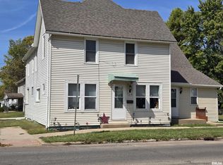 564 S Main St, Canton, IL 61520