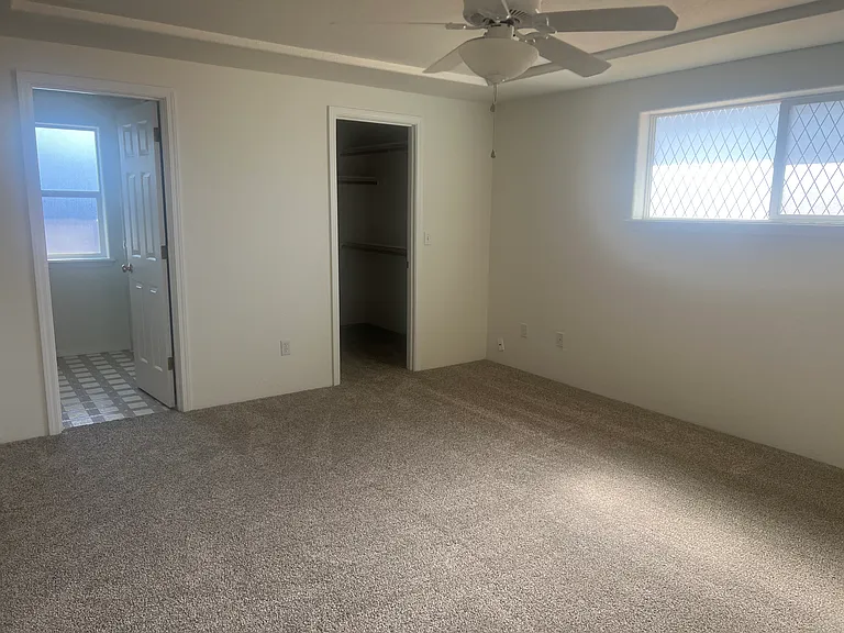1460 Oxford Park Dr — Photo 9