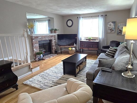 2nd image of 6 Erick Rd APT 53