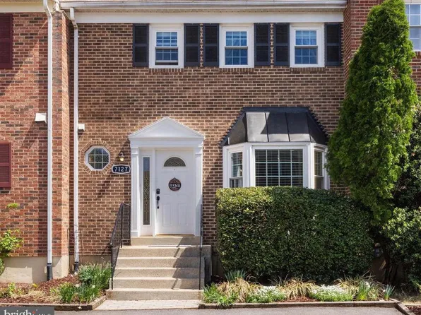 7127 Lake Cove Dr, Alexandria, VA 22315