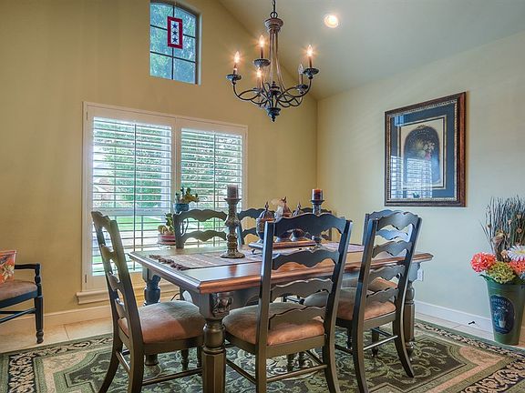 4th image of 8603 Four Elms Dr