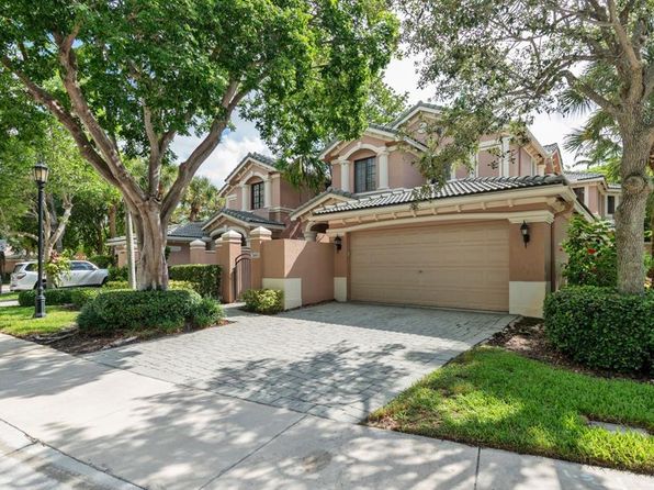 2604 Center Court Dr #4-27