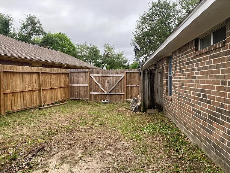 3601 Colleen Meadows Cir — Photo 14