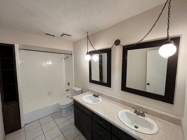 3911 Curry St — Photo 31