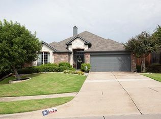 1776 Hidden Brook Dr, Grand Prairie, TX 75050