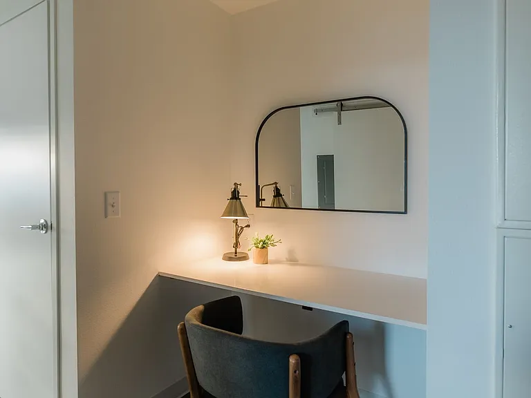Reserve At Jordan Creek — Photo 8