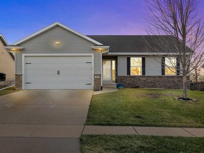 369 Bent Creek Dr, Marion, IA, 52302