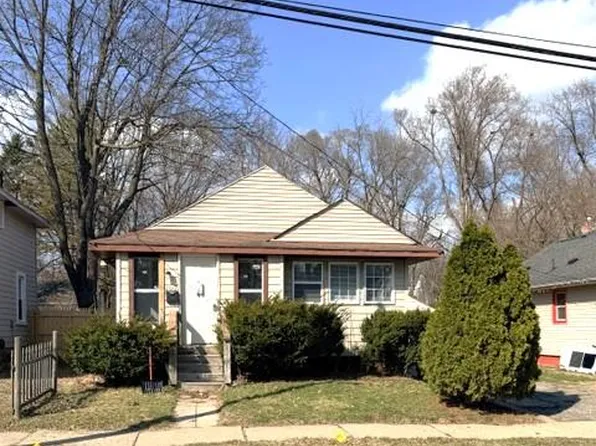 202 W Rundell St, Pontiac, MI 48342