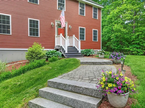 141 Mitchell Road, Nottingham, NH 03290