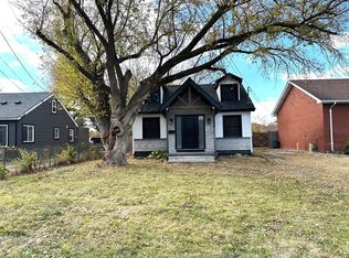 3555 Howard Ave, Windsor, ON N9E 3N6