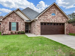 102 Iron Wood Way, Lafayette, LA 70508