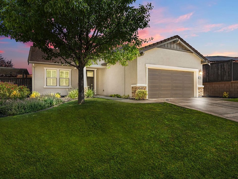 1st image of 3526 Rosecrest Cir