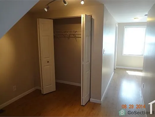 1 bed, $1,100 — Photo 2