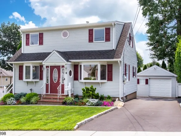 9 Clairmont Rd, Clifton City, NJ 07012