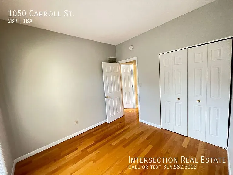 1050 Carroll St — Photo 31