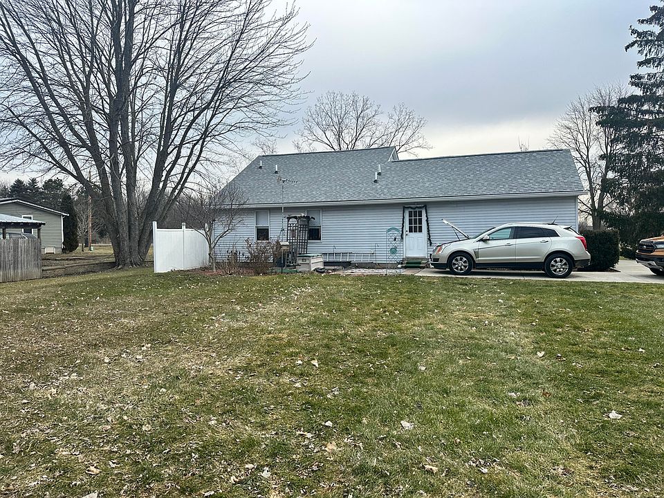 77299 Capac Rd Armada MI 48005 MLS 24008551 Zillow