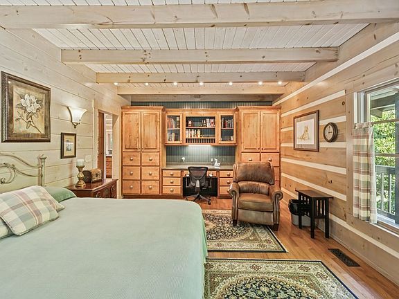 24th image of this home