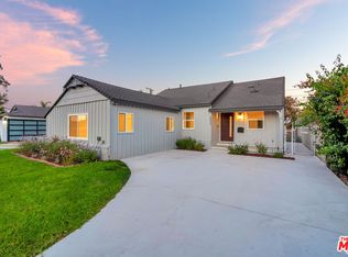 5822 Saloma Ave, Van Nuys, CA 91411