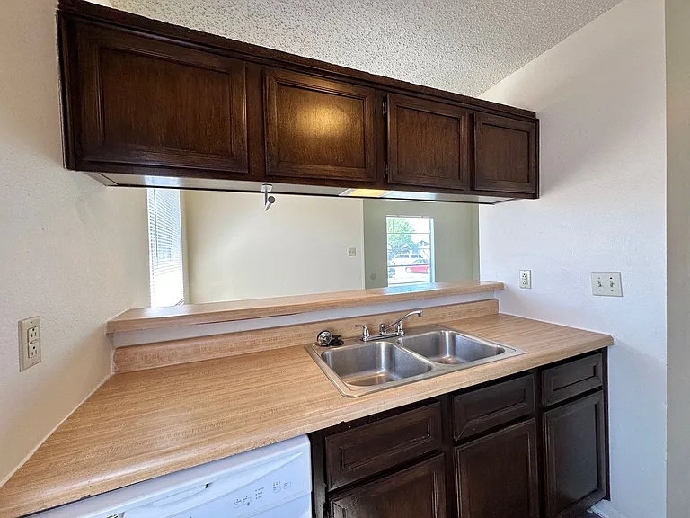 2101 Robert E Lee Dr — Photo 27
