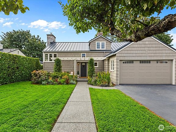 5th image of 10037 15th Avenue NW