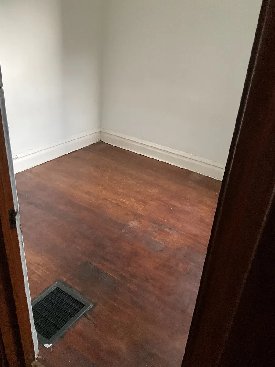 Building Photo - 7237 S Union Ave #2