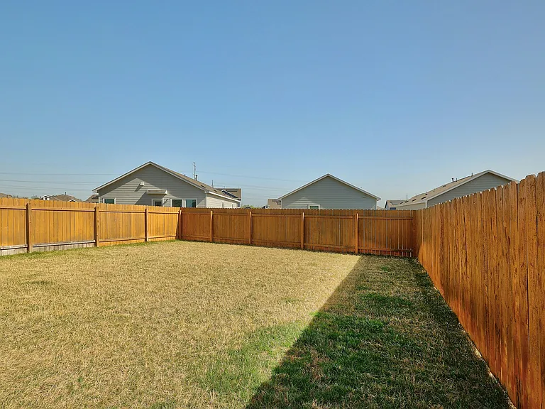 2504 Forgetmenot Ln — Photo 17