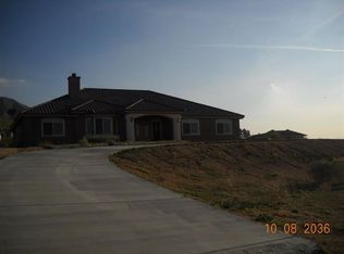 22017 Pacific St, Apple Valley, CA 92308