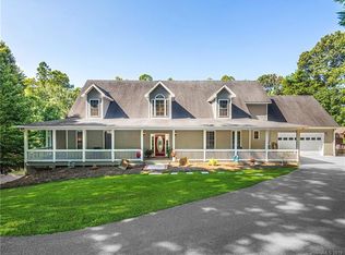 15 Tanager Ct, Candler, NC 28715