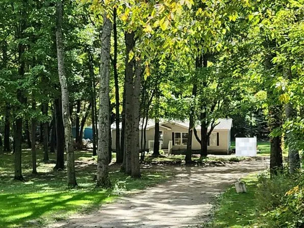 10790 Sixteen Mile Rd NE, Cedar Springs, MI 49319