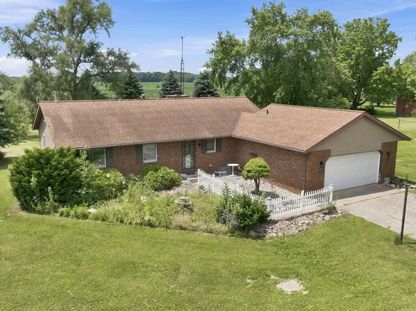 19797 Apple Rd, Tippecanoe, IN 46570