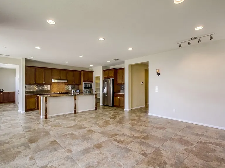 5102 Sevilla St — Photo 26