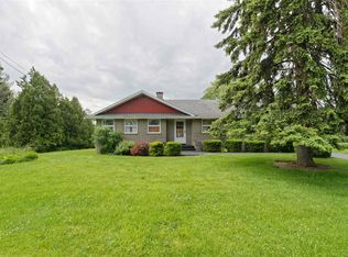 2255 Van Antwerp Rd, Niskayuna, NY 12309