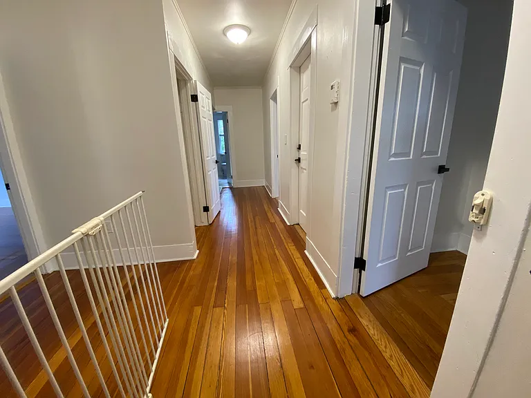 17 Linden Pl #2 — Photo 5