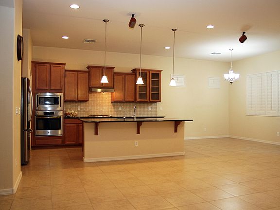 3rd image of 11903 S 184th Ave