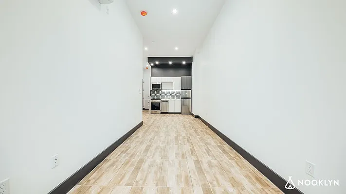 Rented by Nooklyn NYC LLC | media 6