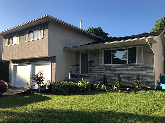 3rd image of 1713 Riverbirch Dr