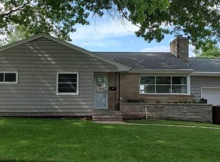 314 E Lincoln St, Mount Morris, IL 61054