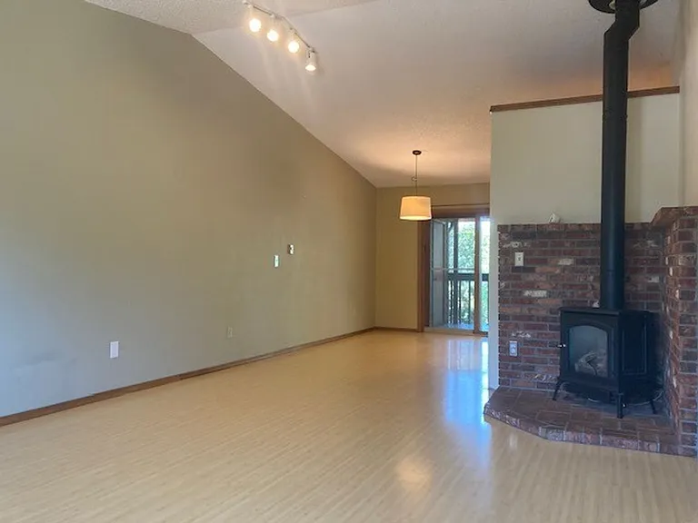 501 S 15th Ave #2 — Photo 1