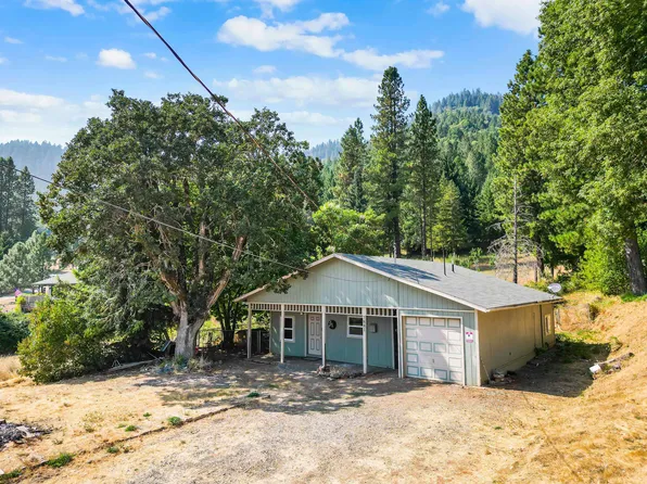 7881 Azalea Glen Rd, Glendale, OR 97442