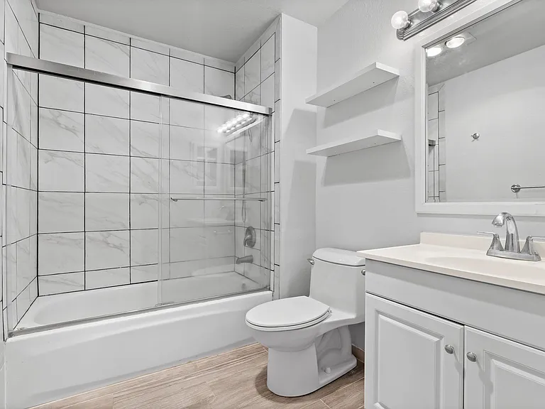 7930 Mission Center Ct #L — Photo 13
