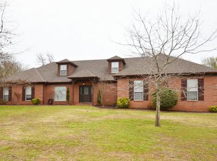 1770 Tara Lakes Dr, Hernando, MS 38632
