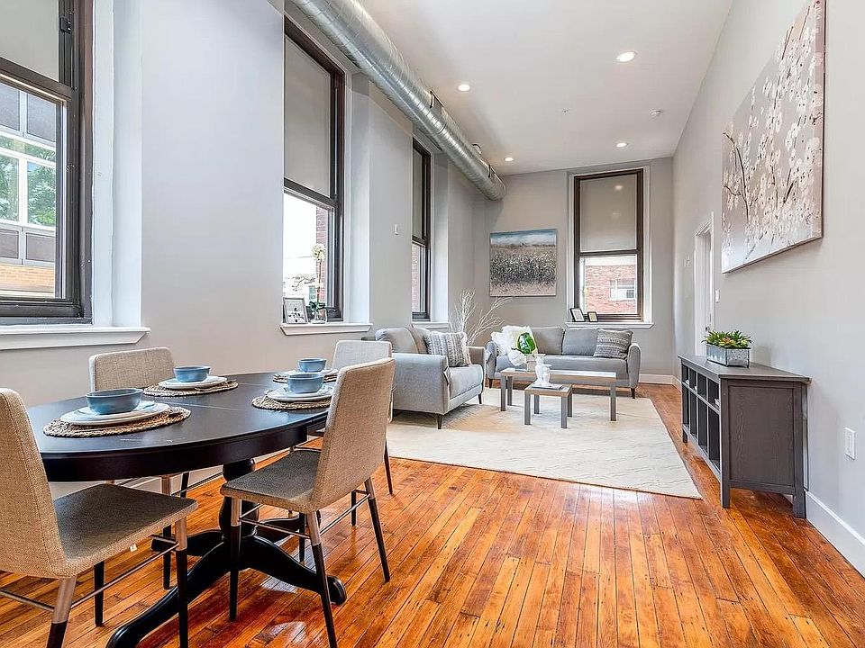 1st image of 1501 S 17th St #106