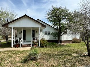 143 Fm 1545, Three Rivers, TX 78071