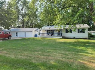 27039 Capp Rd, Sterling, IL 61081