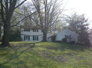 1483 Stoltz Rd, Bethel Park, PA 15102