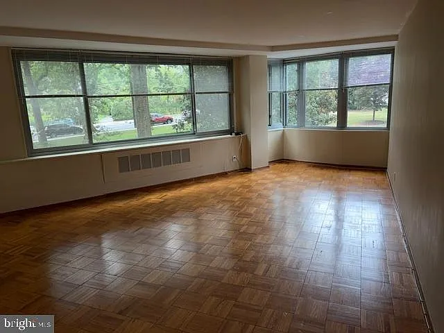 4200 Cathedral Ave NW #519 — Photo 3