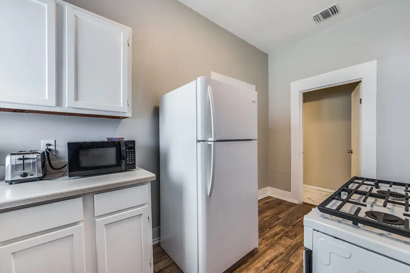 2 bed, 950 sqft, $1,150 — Photo 1