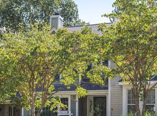 8182 Cliffview Ave, Springfield, VA 22153